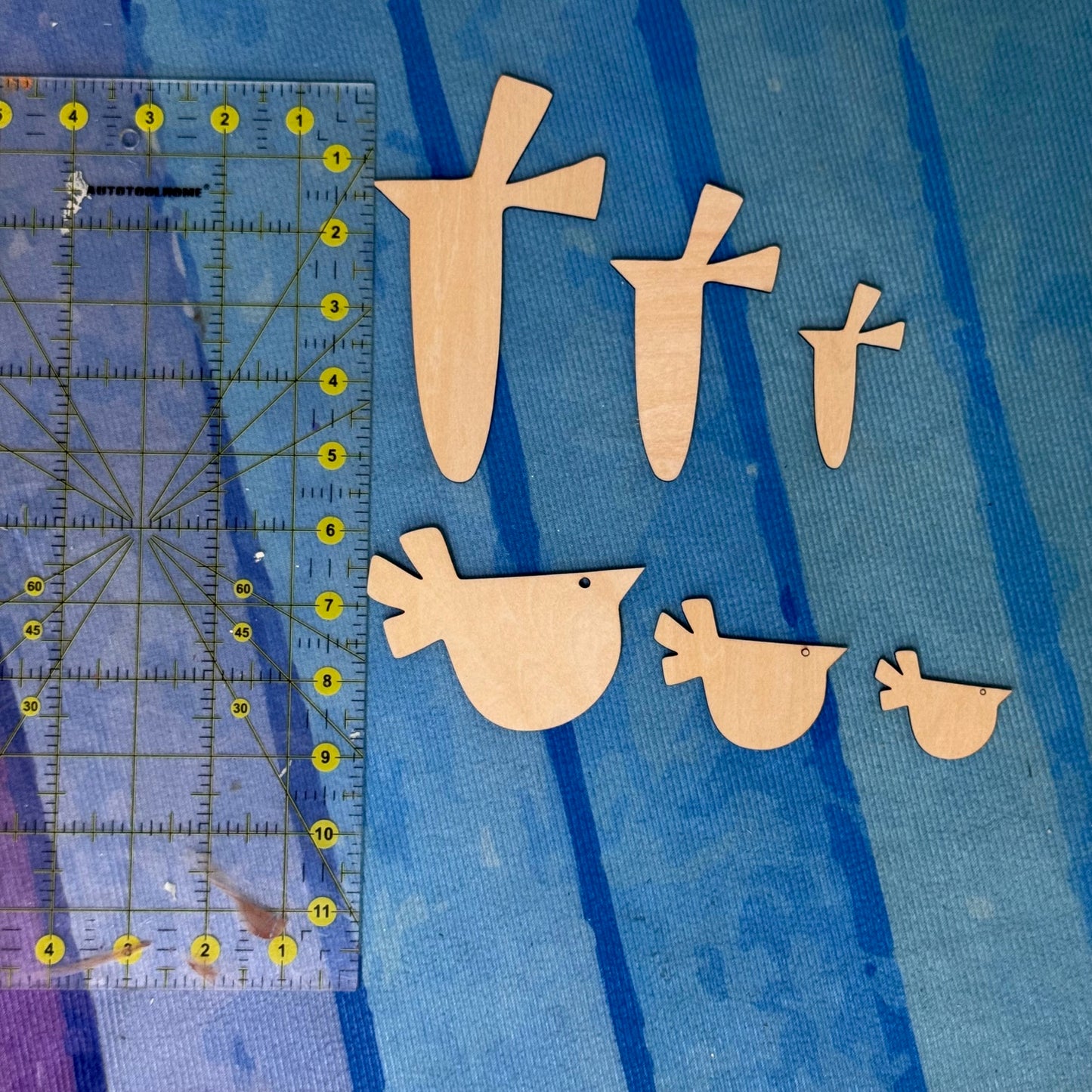 Wood Crow Cutouts Pack