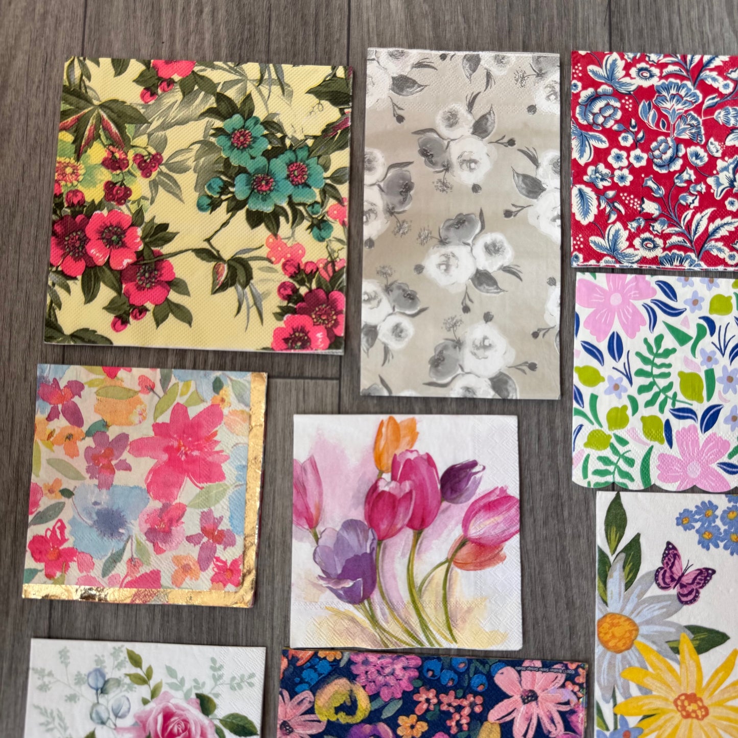 "Fun with Florals" Napkin Pack - 13 Napkins
